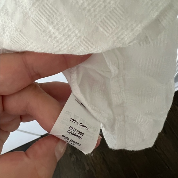 J. Crew Factory White Jacquard Flutter Sleeve Off The Shoulder Top | Size Medium - Picture 7 of 7